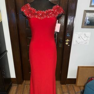 Madison James Prom/Formal NWT Size 6